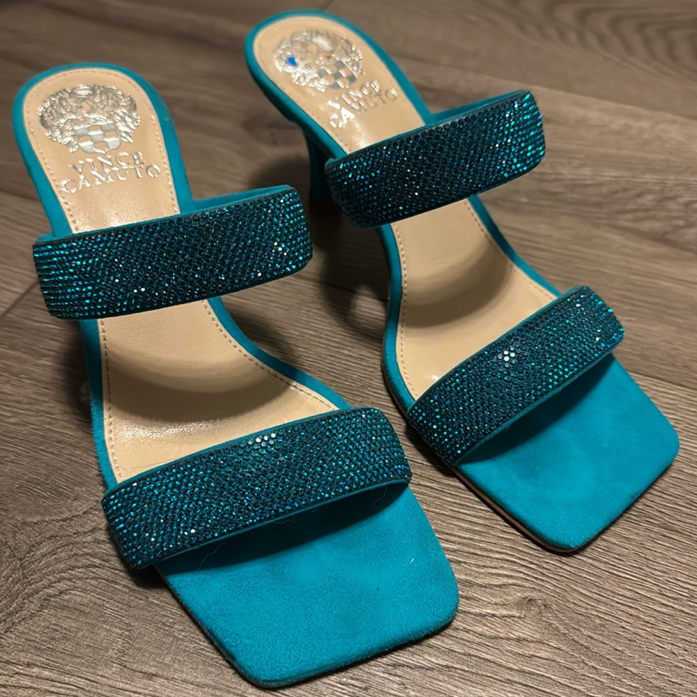 Vince Camuto heels